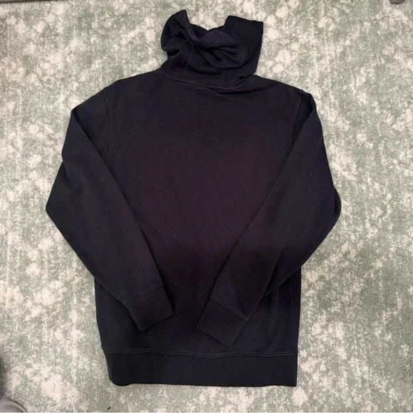 Vans Classic Black Hoodie for Men - Picture 2 of 3